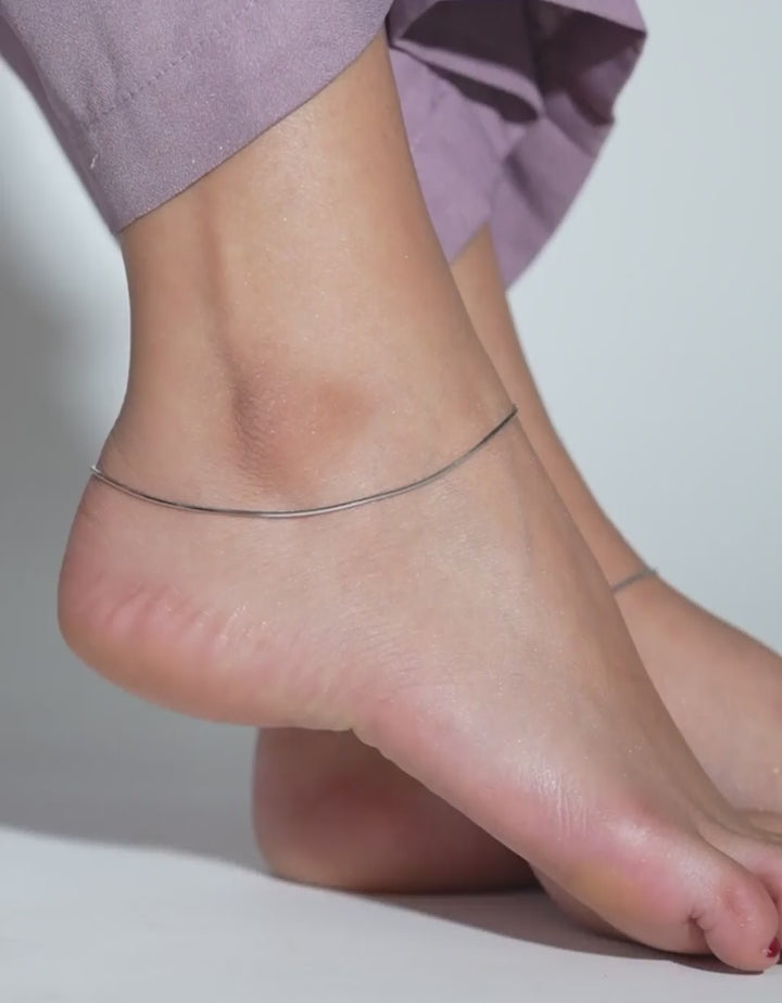 classic sleek snake design sterling silver anklet for women